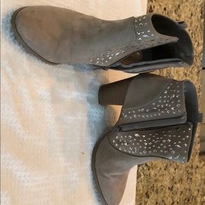 Ankle boots